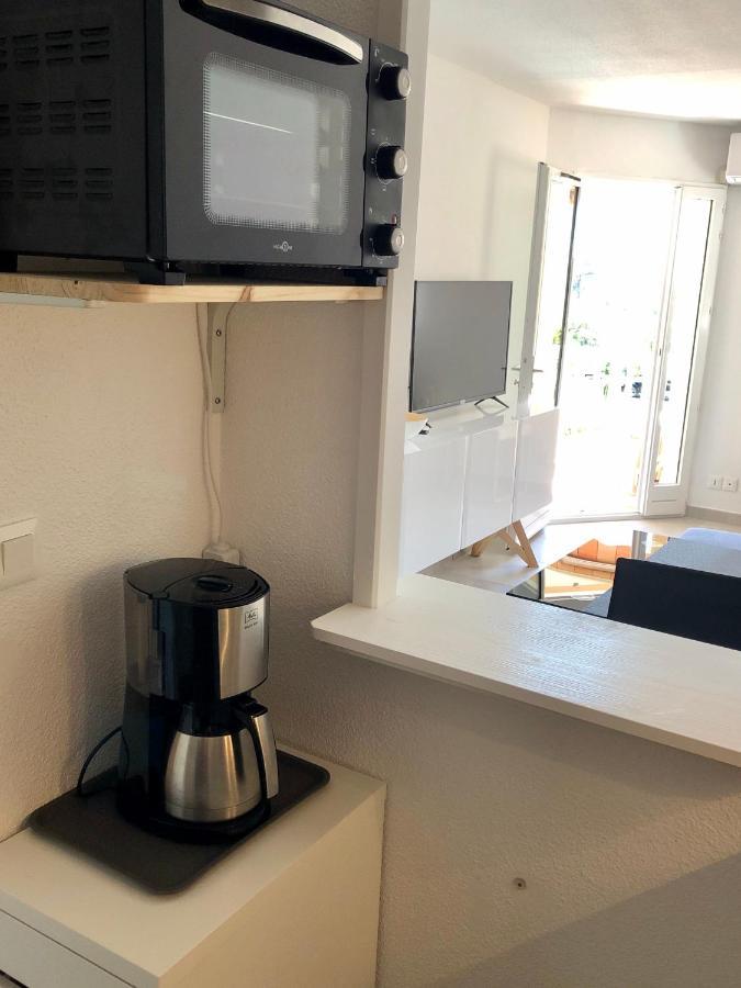 Apartment Newly Renovated Aircond-wifi-pool-sea View-150m To Beaches- Saint Aygulf