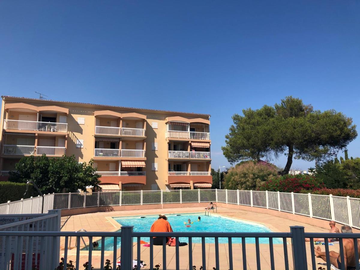 Newly Renovated Aircond-wifi-pool-sea View-150m To Beaches- *